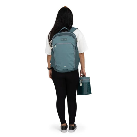 Osprey Axis x Hydro Flask Campus Essentials Bundle